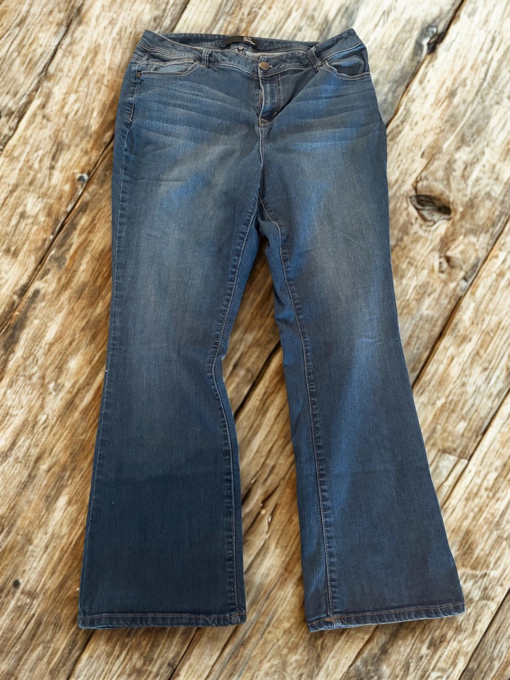 1822 Denim 16W Mid Rise Bootcut Stretch Jeans Medium Wash Plus Size